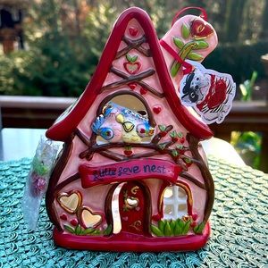 NWT Blue Sky Clayworks Little Love Candle House. 6.75” rare find!